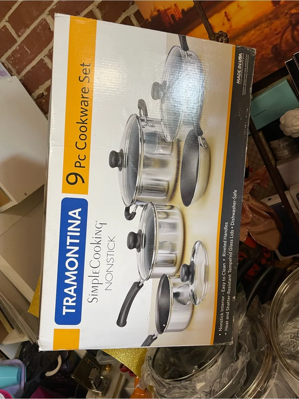 Tramontina Simple Cooking 9-piece nonstick cookware set